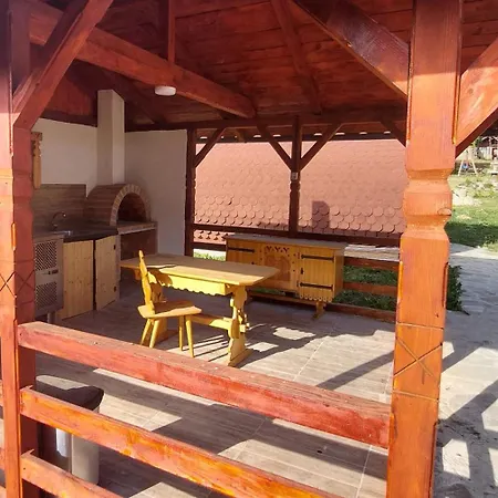 Pensiunea Micul Maramures Guest house *